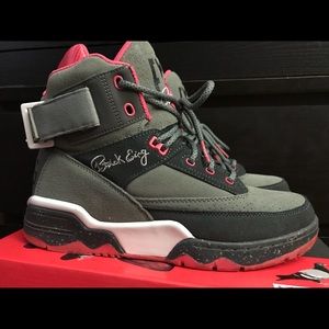 Patrick Ewing’s ( rare ) Ewing Hi 33 x Staple